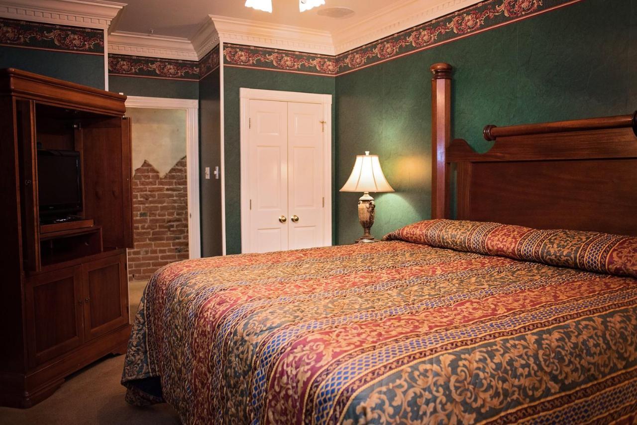 Quarter House Suites Ню Орлиънс Екстериор снимка