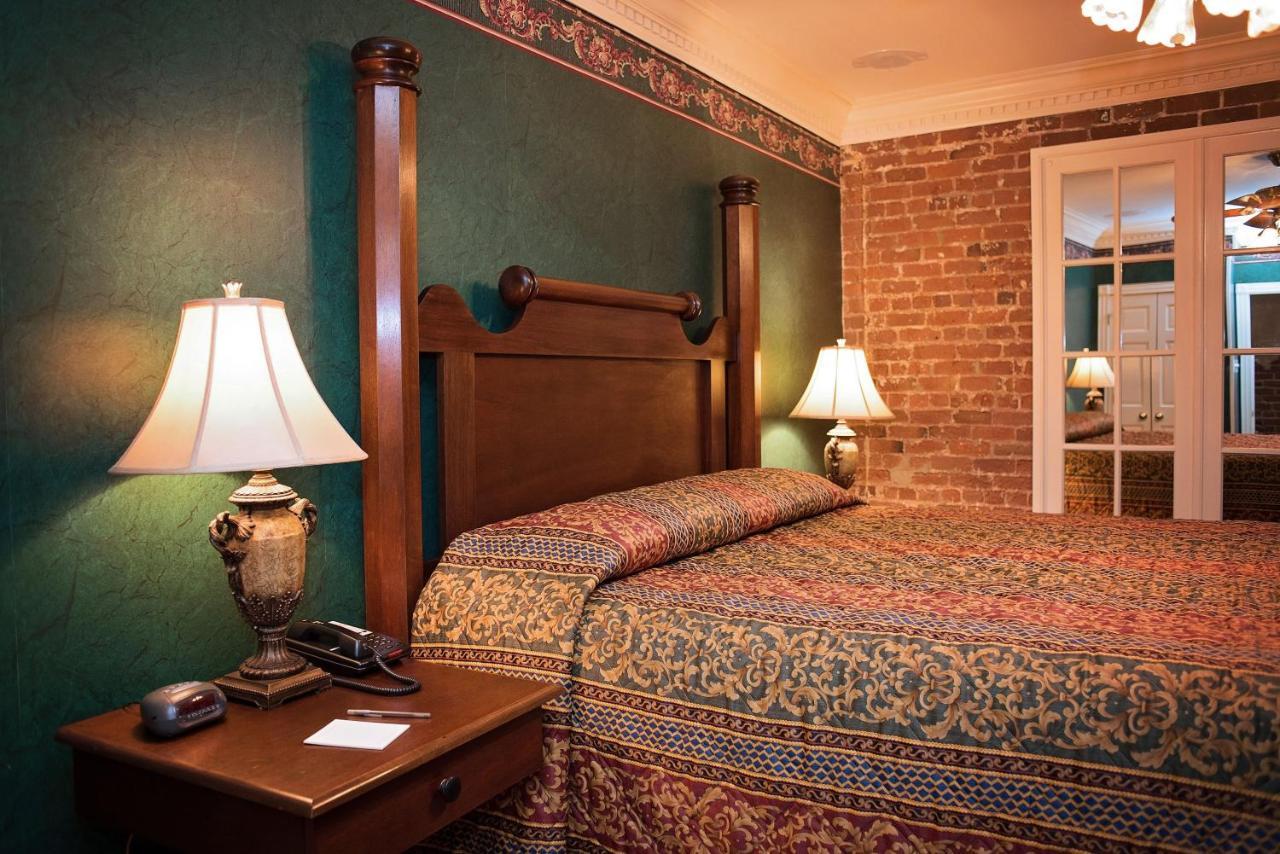 Quarter House Suites Ню Орлиънс Екстериор снимка