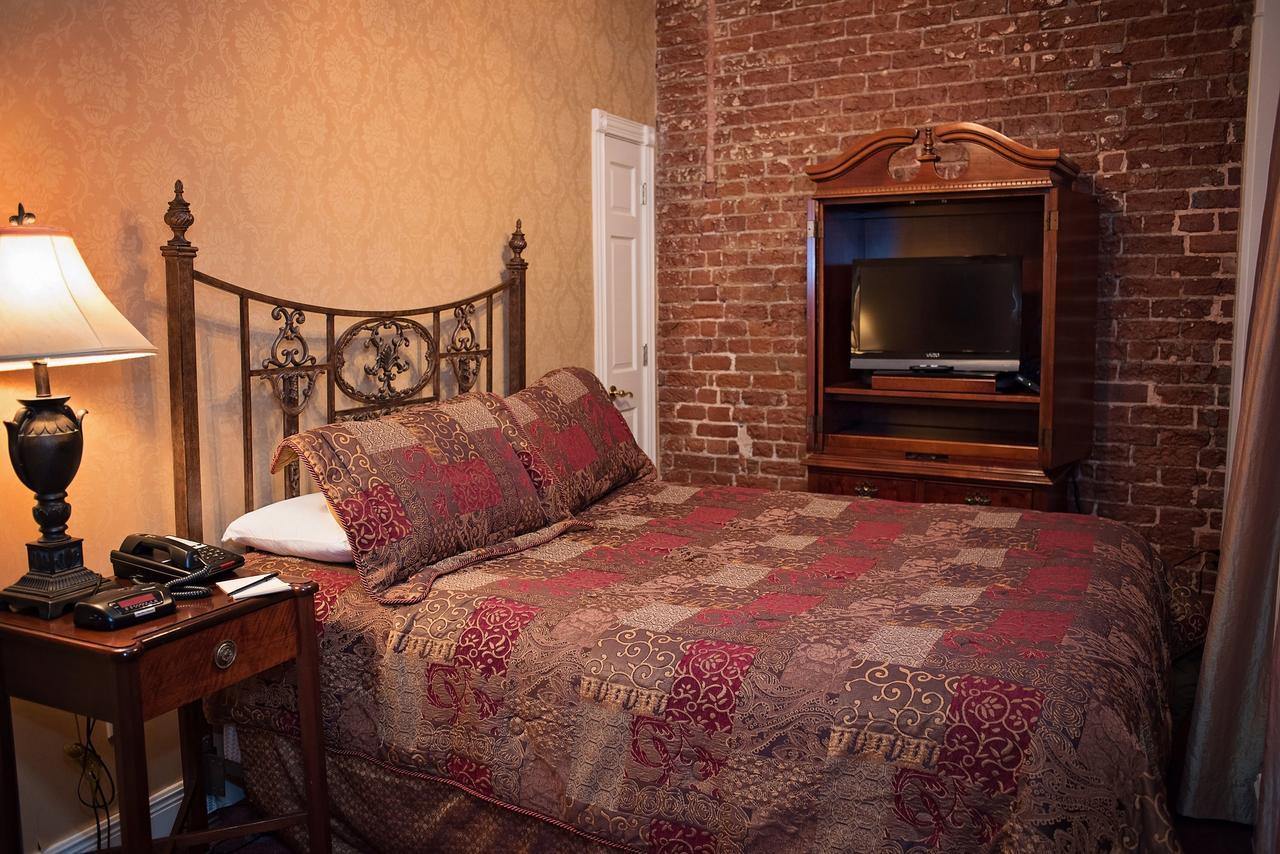 Quarter House Suites Ню Орлиънс Екстериор снимка